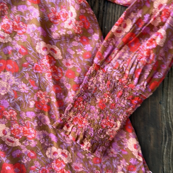 Free People Earth Combo Printer Top in Red size Medium. Button down. Tunic style - Picture 6 of 9